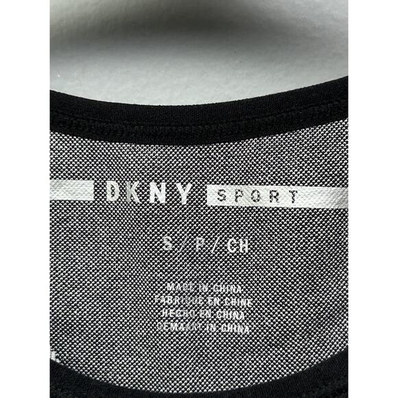 DKNY Sport Bra Womens Small Black Gray White Seamless Crop Top Logo Athletic Gym - Picture 4 of 6